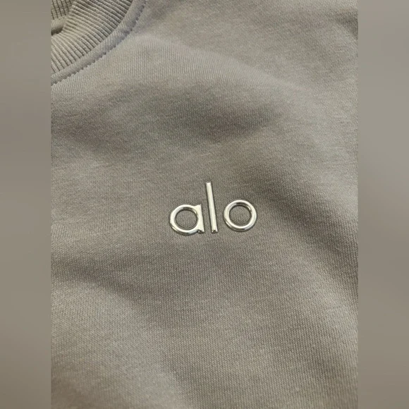 Alo Yoga Accolade Set in Lunar Grey size XS - Picture 8 of 14